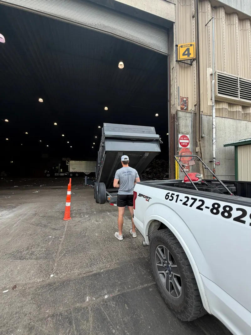 Unloading at the transfer station